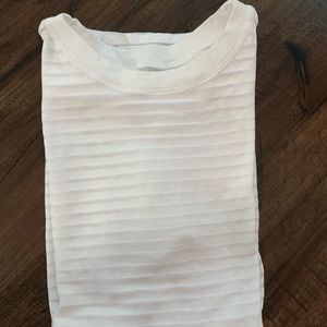 Lululemon T shirt!